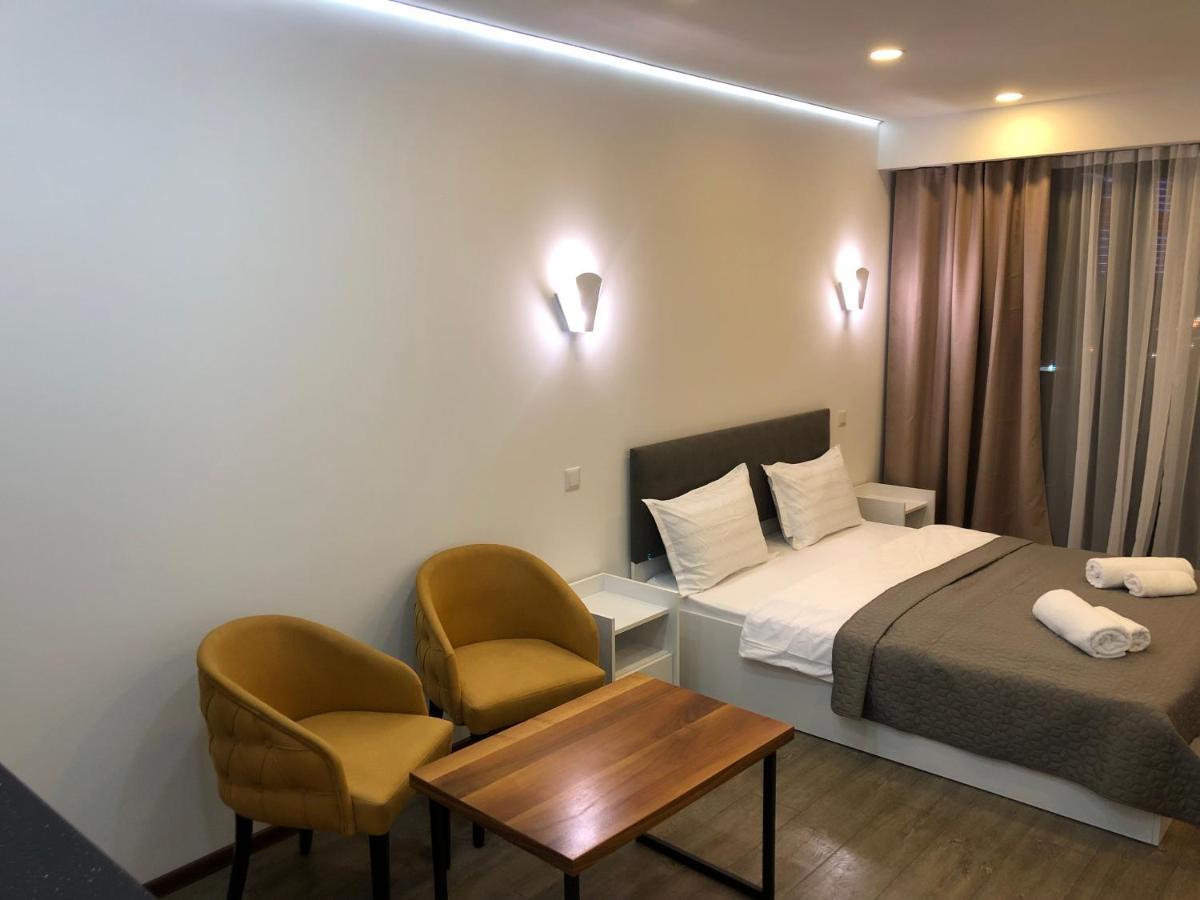 Panorama Beach Tower Batumi Bagian luar foto
